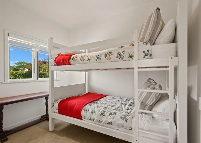 Ferienhaus Te Puaha | River & Lakefront Retreat Rotorua